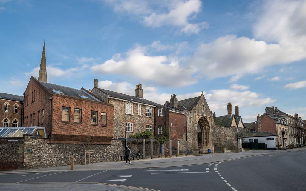 Perfect 2 Bedroom Apartment Located In City Centre With Parking Space Norwich Extérieur photo