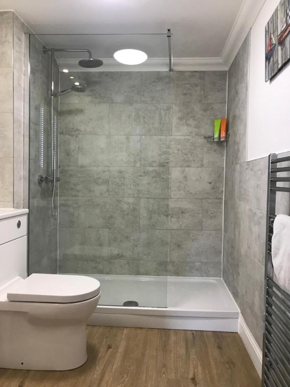 Perfect 2 Bedroom Apartment Located In City Centre With Parking Space Norwich Extérieur photo